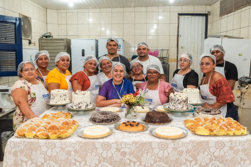 Foto: Em parceria com SINDUSCON, SENAI Ceará conclui as turmas do curso de produção de bolos, doces e salgados, em atendimento ao Lar Beneficente Clara de Assis