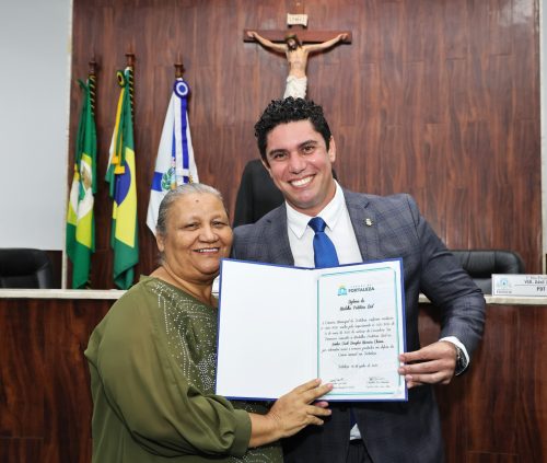 Foto: CMFor concede Medalha Protetora Diol ao secretário de Proteção Animal do Ceará, Erich Douglas