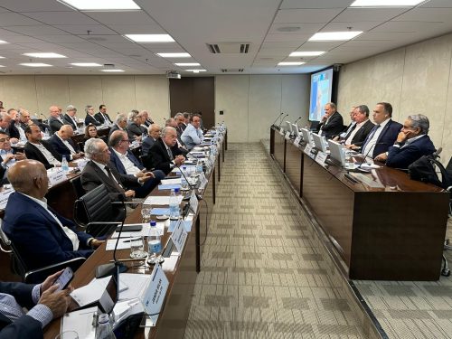 Foto: Ricardo Cavalcante integra debates sobre desafios da indústria brasileira na Reunião da Diretoria da CNI, em Brasília