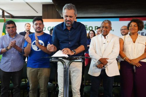 Foto: Governo do Ceará amplia CNH Popular com 3 mil vagas para estudantes de graduação e ensino técnico