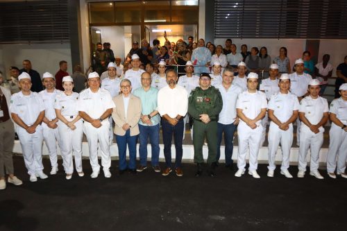 Foto: Em solenidade comandada pelo governador Elmano de Freitas, HMJMA é transferido de volta oficialmente para a PMCE