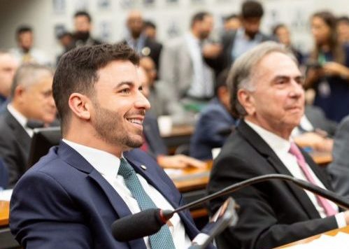 Foto: Célio Studart reforça compromisso com a segurança pública e destina recursos para fortalecer a Polícia Militar do Ceará