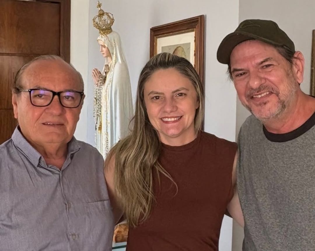 Foto: Prefeita Dilmara Amaral se reúne com senador Cid Gomes para tratar do desenvolvimento de Limoeiro do Norte