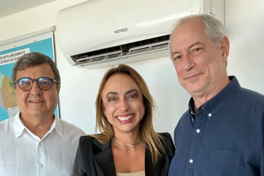 Foto: Presidente da ADFAS-CE, Mabel Portela, debate pautas sociais e políticas com Ciro Gomes e Danilo Forte