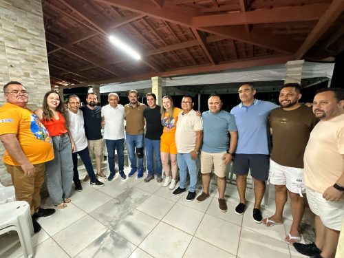 Foto: Dilmara Amaral consolida liderança política ao reunir grandes nomes da política estadual e federal