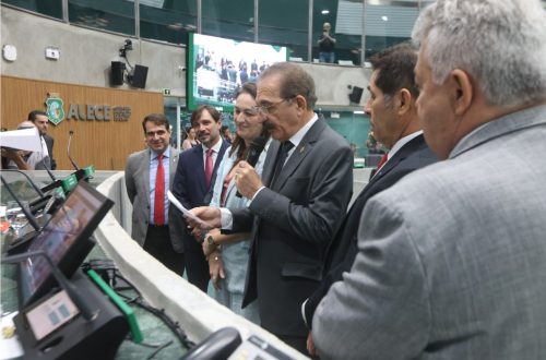 Foto: Posse de Walter Cavalcante reforça base e amplia diálogo político na Alece