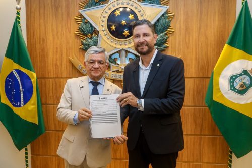 Foto: Presidente da Alece, Romeu Aldigueri recebe PLDO 2027 com previsão de R$ 3,9 bilhões em investimentos
