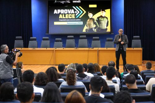 Foto: Alece amplia vagas de curso preparatório gratuito para concursos da área jurídica