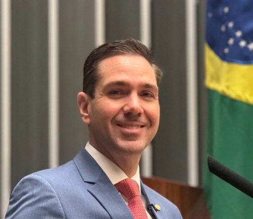Foto: Deputado Eduardo Bismarck é reconhecido entre os parlamentares mais influentes do Congresso
