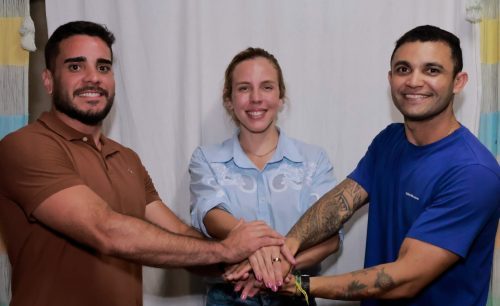 Foto: Jade Romero recebe apoio de liderança de Pacoti e amplia articulação no Maciço de Baturité