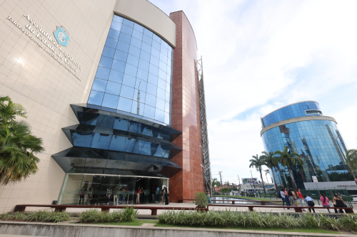 Foto: Alece abre credenciamento para professores atuarem na Unipace e no Aprova+ Alece