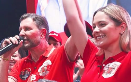 Foto: Candidato a deputado estadual Romeu Aldigueri reúne apoiadores com Tainah Marinho e reforça alianças