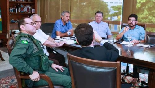 Foto: Elmano reúne cúpula da Segurança Pública e anuncia reforço no combate às facções no Ceará